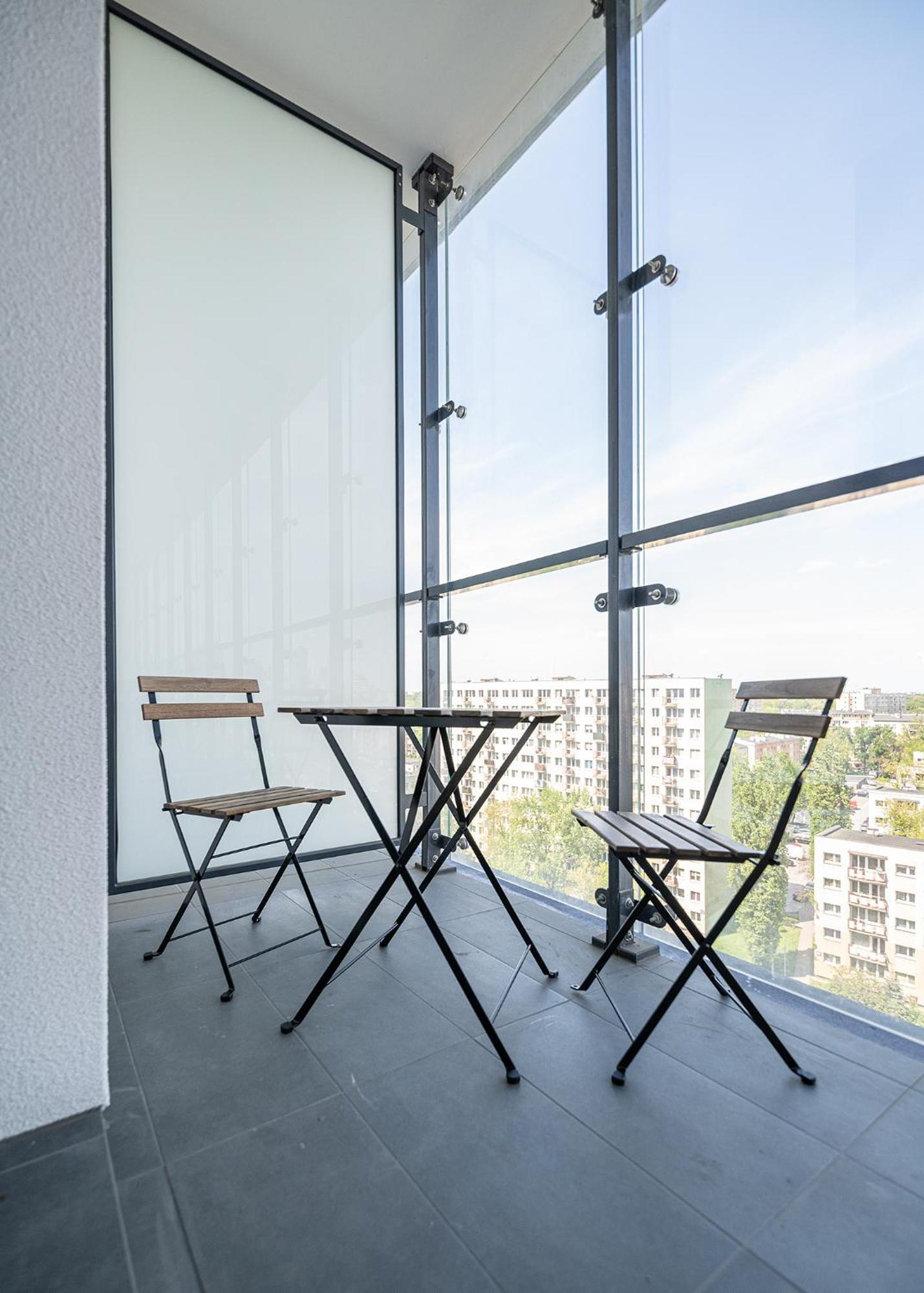 Rentplanet - Apartamenty Kasprzaka Varsavia Esterno foto